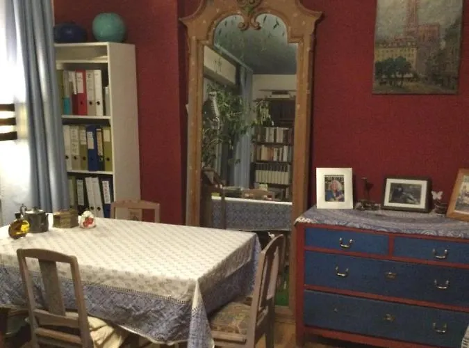 Evelyns Private Nostalgic Pansiyon *