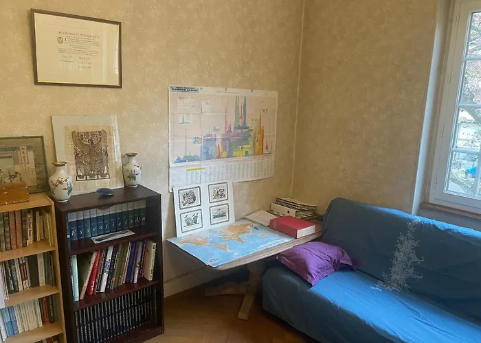 Проживание в семье Evelyns Private Nostalgic Страсбург